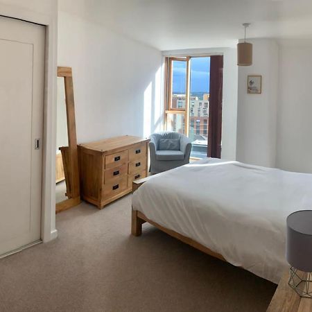 2 Bed Apartment In Granary Wharf Leeds Λιντς Εξωτερικό φωτογραφία