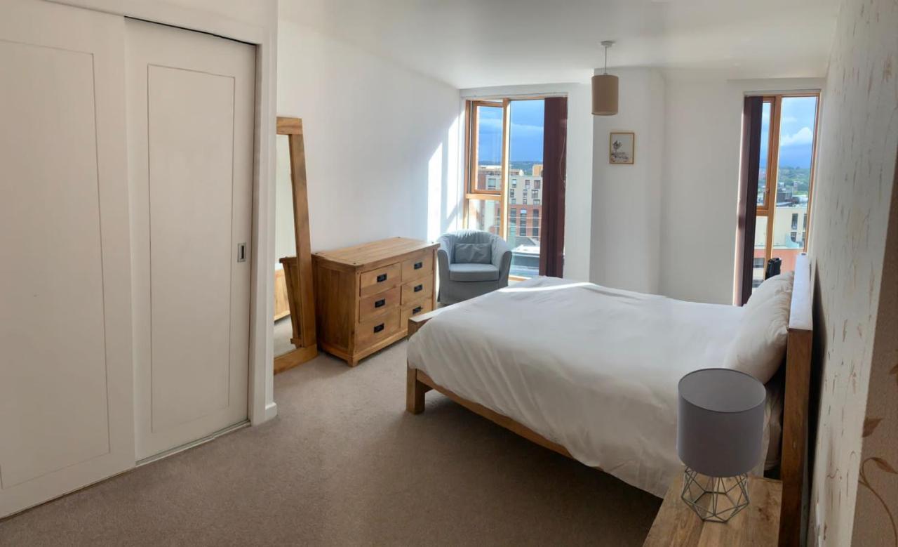 2 Bed Apartment In Granary Wharf Leeds Λιντς Εξωτερικό φωτογραφία